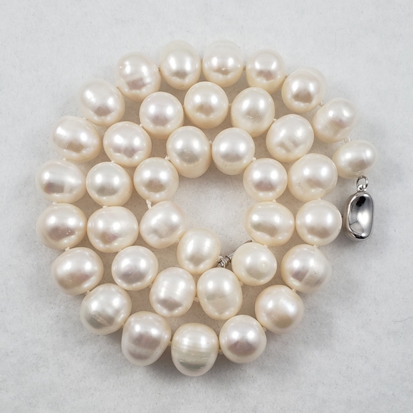 REAL - 11mm Pearl Necklace - Picture 3 of 8